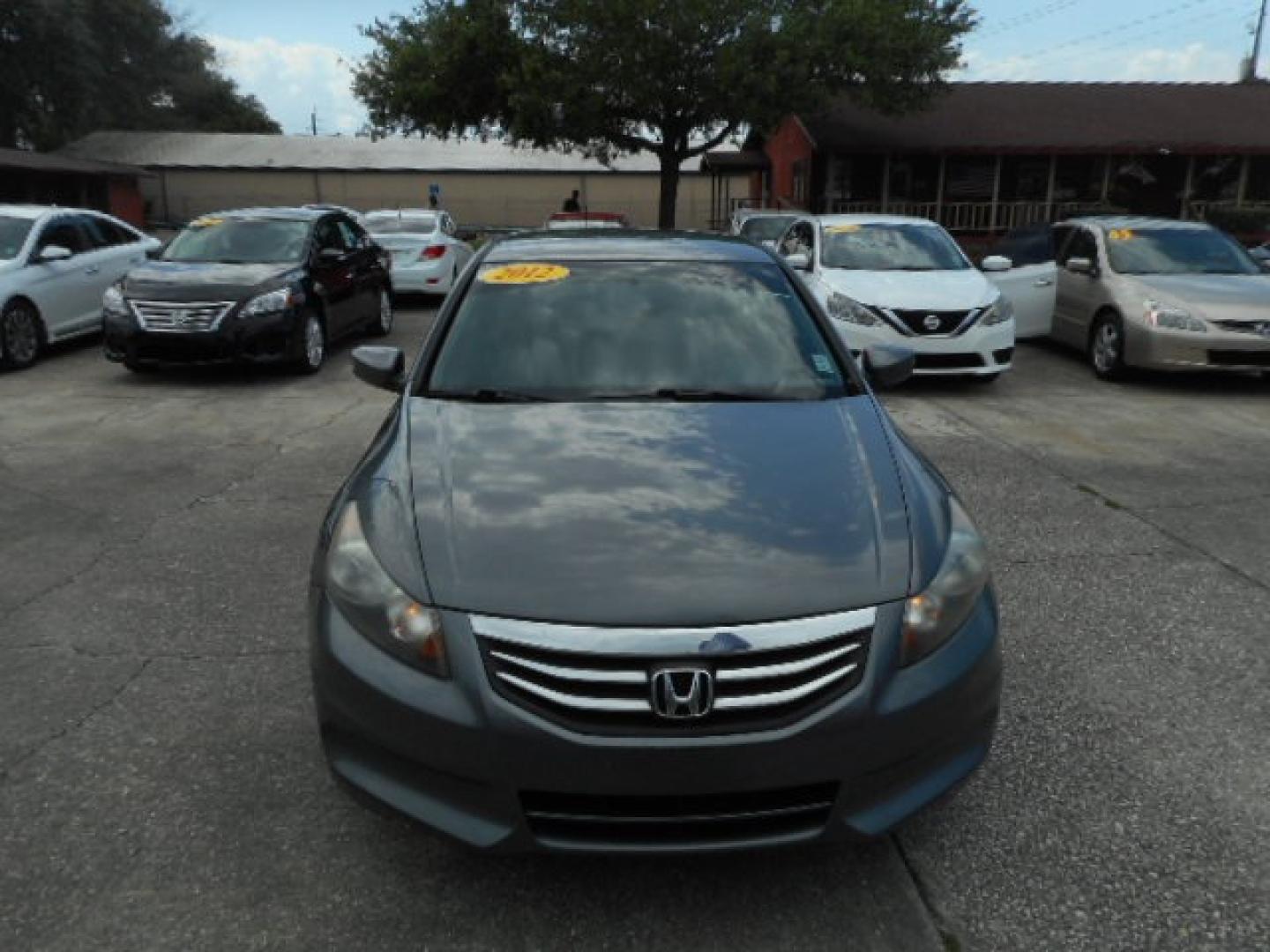 2012 GRAY HONDA ACCORD SE (1HGCP2F64CA) , located at 1200 Cassat Avenue, Jacksonville, FL, 32205, (904) 695-1885, 30.302404, -81.731033 - Photo#0